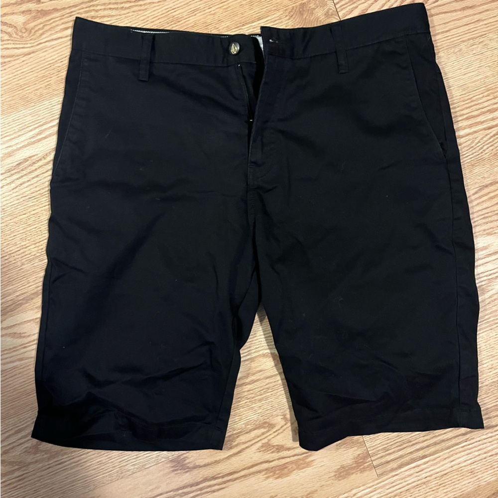 Volcom Black Flat Front Shorts Sleek and Versatile